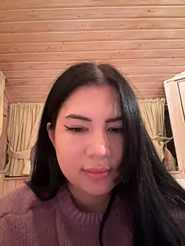 clairewntr online show from January 1, 2025, 6:49 pm