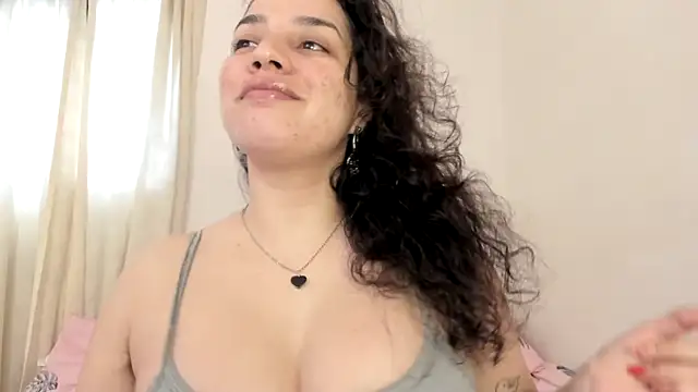 Snapshot of carmesix chatting on November 11, 2025, 10:04 pm carmesix online show from November 11, 2025, 10:04 pm