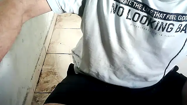 eduar570 online show from March 15, 2026, 1:18 pm