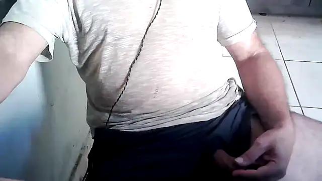 Snapshot of eduar570 chatting on April 28, 2026, 1:15 pm eduar570 online show from April 28, 2026, 1:15 pm