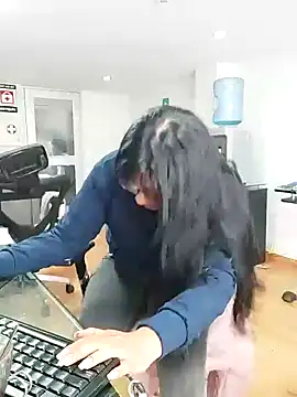 Snapshot of aisha_latina chatting on December 2, 2025, 3:25 pm aisha latina online show from December 2, 2025, 3:25 pm