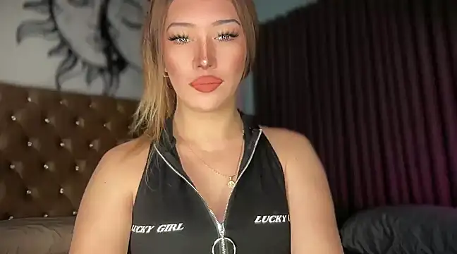 Snapshot of Jasmine_Elcock chatting on January 21, 2025, 7:17 pm Jasmine Elcock online show from January 21, 2025, 7:17 pm