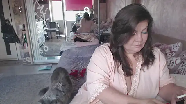 femme fatale1 online show from October 12, 2025, 11:33 am