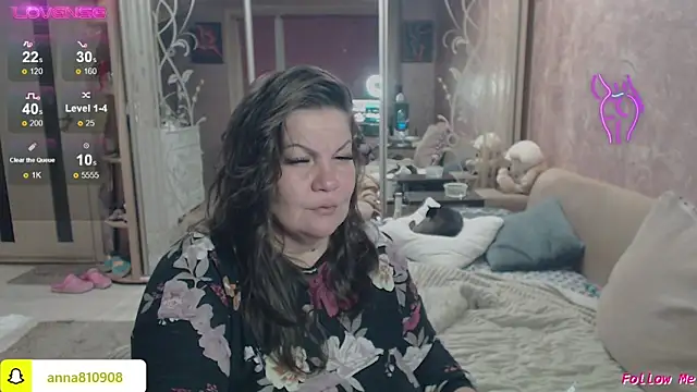 Snapshot of femme_fatale1 chatting on March 3, 2026, 12:17 am femme fatale1 online show from March 3, 2026, 12:17 am