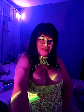 karlablue  online show from April 25, 2026, 2:14 am
