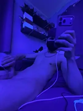 Cloudd Kingg Iceyyy online show from March 12, 2026, 11:20 pm