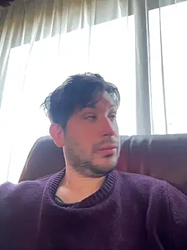 Snapshot of Taxidriver1988 chatting on March 3, 2025, 9:34 am Taxidriver1988 online show from March 3, 2025, 9:34 am