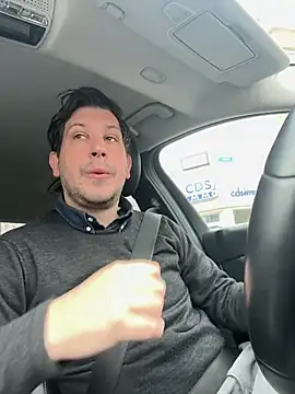 Snapshot of Taxidriver1988 chatting on February 25, 2025, 12:38 pm Taxidriver1988 online show from February 25, 2025, 12:38 pm