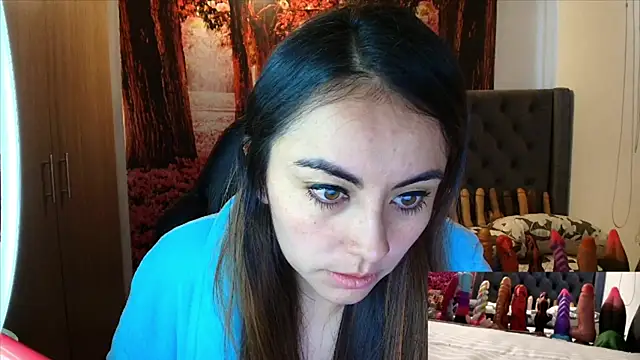 Snapshot of sofia23dirty chatting on May 24, 2026, 5:24 pm sofia23dirty online show from May 24, 2026, 5:24 pm