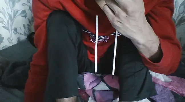 Snapshot of Kize69 chatting on February 9, 2025, 8:10 am Kize69 online show from February 9, 2025, 8:10 am