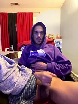 Snapshot of hottboyy45 chatting on January 8, 2026, 8:37 pm hottboyy45 online show from January 8, 2026, 8:37 pm