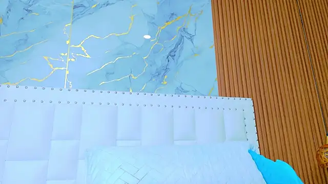 Snapshot of IrresistibleMilf chatting on October 16, 2025, 12:35 pm IrresistibleMilf online show from October 16, 2025, 12:35 pm