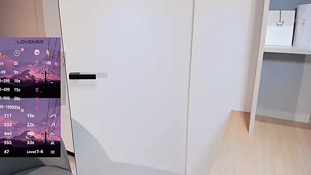 Aquilaris  online show from November 7, 2025, 12:53 pm