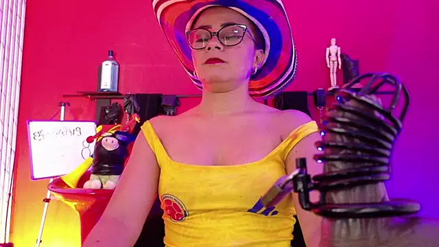 Snapshot of MistressSlut1 chatting on July 7, 2026, 11:14 am MistressSlut1 online show from July 7, 2026, 11:14 am