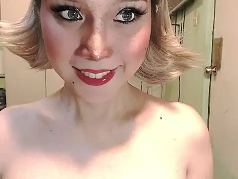 Snapshot of Ezradeliciosa chatting on June 3, 2026, 2:12 am Ezradeliciosa online show from June 3, 2026, 2:12 am