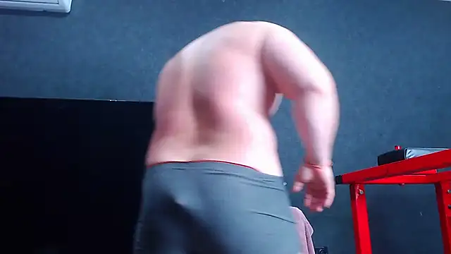 muscularjohnforuX online show from April 30, 2026, 7:21 pm