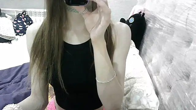 Snapshot of KittyBounty chatting on June 19, 2026, 9:53 pm KittyBounty online show from June 19, 2026, 9:53 pm
