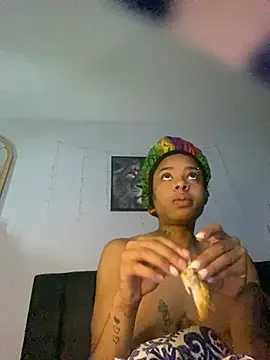 CutieFrmthehood online show from January 11, 2025, 2:47 pm