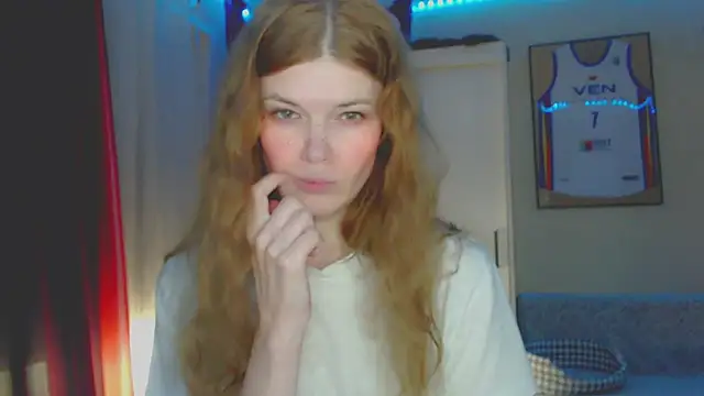 Snapshot of Klementa chatting on July 30, 2026, 6:18 pm Klementa online show from July 30, 2026, 6:18 pm