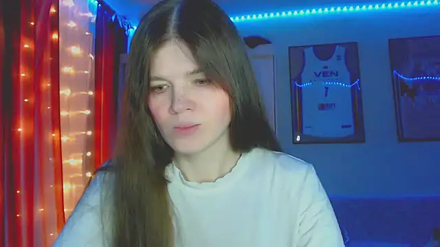 Snapshot of Klementa chatting on May 22, 2026, 7:45 pm Klementa online show from May 22, 2026, 7:45 pm