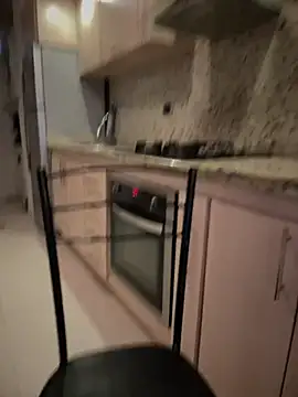 Snapshot of bella_parisi chatting on February 17, 2025, 11:44 am bella parisi online show from February 17, 2025, 11:44 am