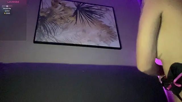 Snapshot of BadassBabee chatting on January 12, 2025, 6:59 pm BadassBabee online show from January 12, 2025, 6:59 pm