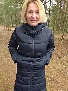 Snapshot of Marushka chatting on February 2, 2025, 12:57 pm Marushka online show from February 2, 2025, 12:57 pm