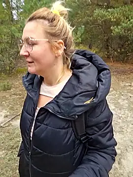 Snapshot of Marushka chatting on October 24, 2025, 8:13 am Marushka online show from October 24, 2025, 8:13 am