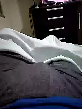 Snapshot of shiiank chatting on May 7, 2026, 1:43 am shiiank online show from May 7, 2026, 1:43 am