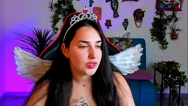 CeceliaJohnson online show from February 14, 2025, 11:42 am
