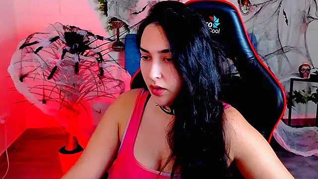 Snapshot of CeceliaJohnson chatting on October 29, 2025, 8:13 am CeceliaJohnson online show from October 29, 2025, 8:13 am