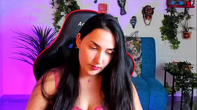 CeceliaJohnson online show from February 14, 2025, 2:54 pm