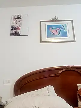 CALDA-AKIRA online show from November 4, 2025, 7:39 pm