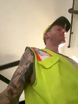 Mackwood89 online show from September 16, 2025, 9:27 pm