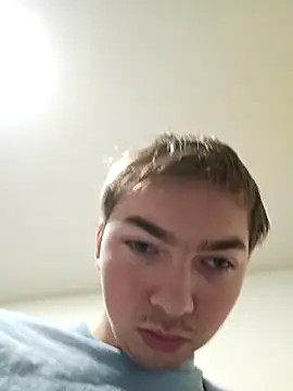 Snapshot of BigJuicy18cm chatting on February 19, 2025, 3:27 pm BigJuicy18cm online show from February 19, 2025, 3:27 pm