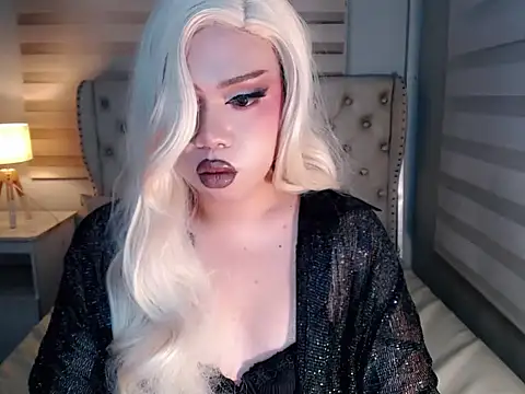 RebecaNextToYou online show from May 23, 2026, 12:26 pm