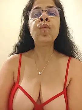 Susannemilf online show from March 31, 2026, 4:20 pm