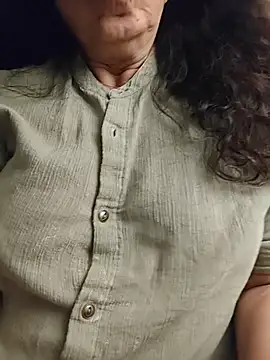 Susannemilf online show from December 17, 2025, 4:50 am