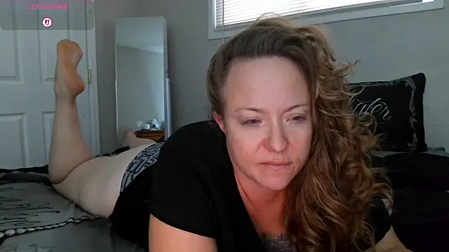 julimonroe online show from November 23, 2025, 9:25 pm