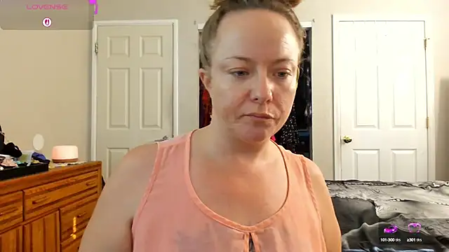 julimonroe online show from September 23, 2025, 2:57 pm