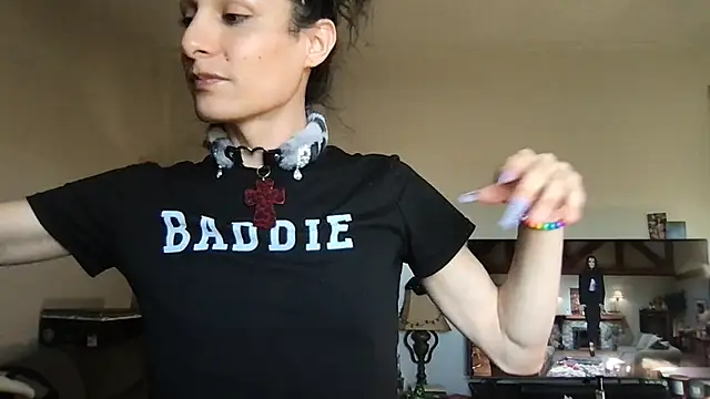 spoilbadkittynow online show from February 9, 2026, 11:14 pm