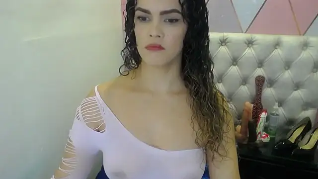 Snapshot of greatASS_Latina chatting on July 27, 2026, 12:12 pm greatASS Latina online show from July 27, 2026, 12:12 pm