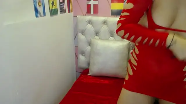 Snapshot of greatASS_Latina chatting on June 21, 2026, 2:01 pm greatASS Latina online show from June 21, 2026, 2:01 pm