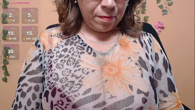 Snapshot of Hellensextits chatting on February 20, 2025, 3:23 am Hellensextits online show from February 20, 2025, 3:23 am