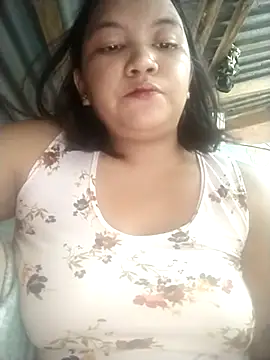 milkytitsmom4u online show from October 5, 2025, 2:46 am