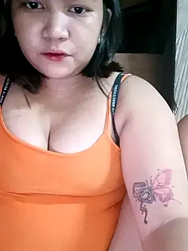 milkytitsmom4u online show from September 20, 2025, 4:01 pm