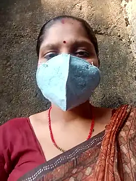 Snapshot of Lattika-Bhabhi chatting on November 9, 2025, 11:03 am Lattika-Bhabhi online show from November 9, 2025, 11:03 am