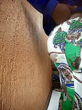 Petite li online show from March 21, 2026, 7:09 am