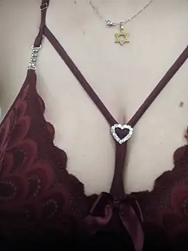 lorenitabella online show from August 1, 2026, 9:13 pm