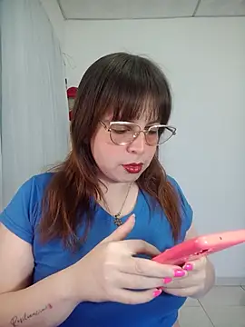 lorenitabella online show from June 25, 2026, 8:08 am